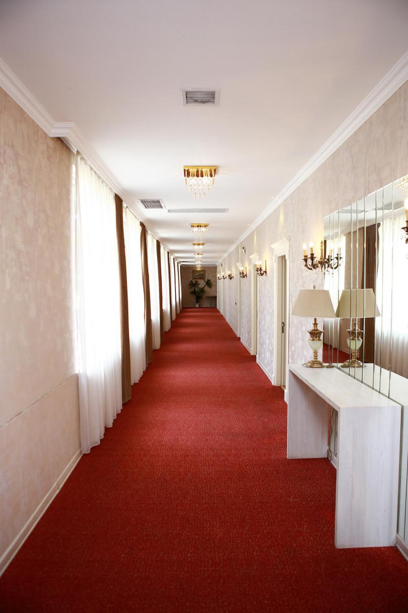 Deluxe Hotel Ganja Luaran gambar