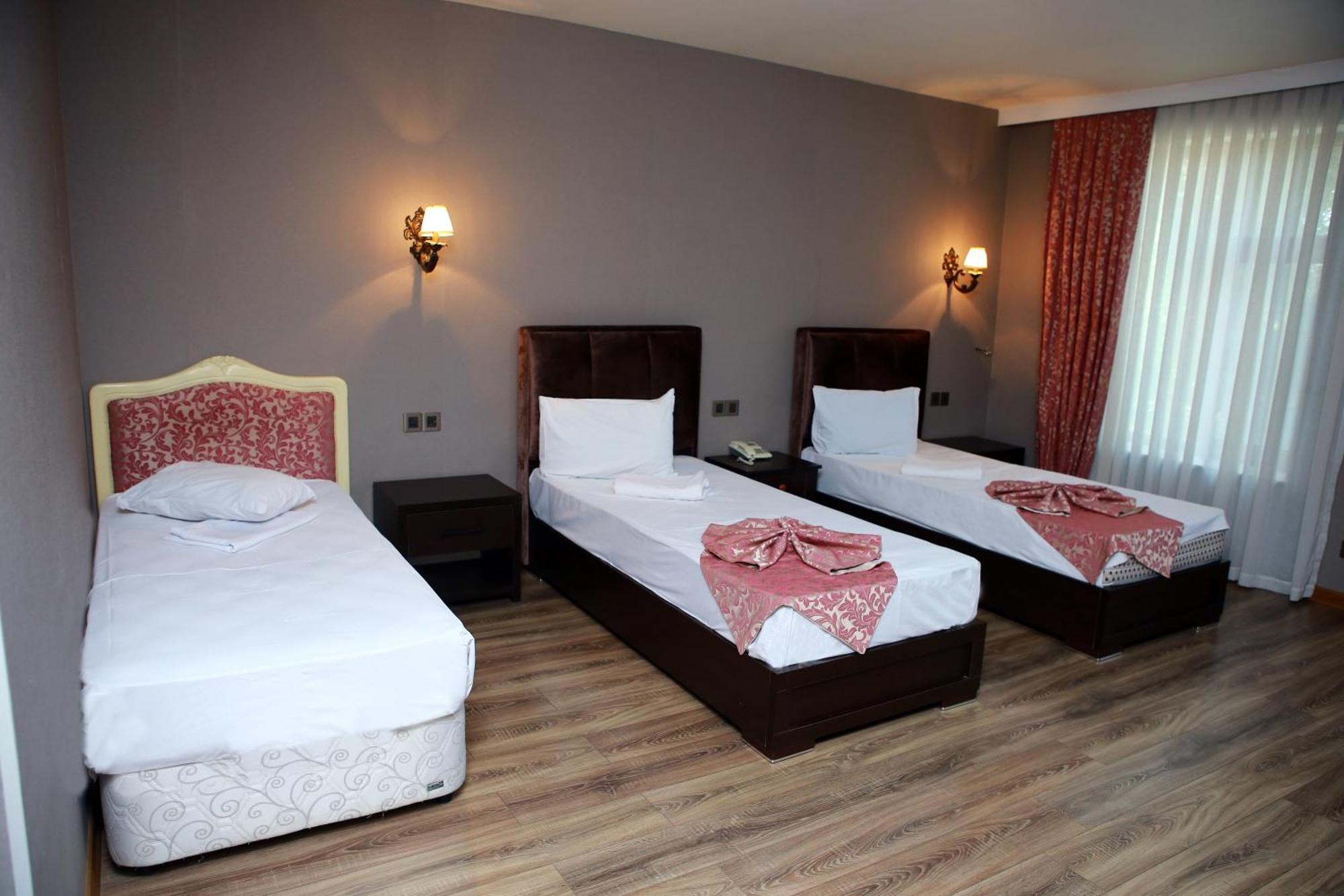 Deluxe Hotel Ganja Luaran gambar