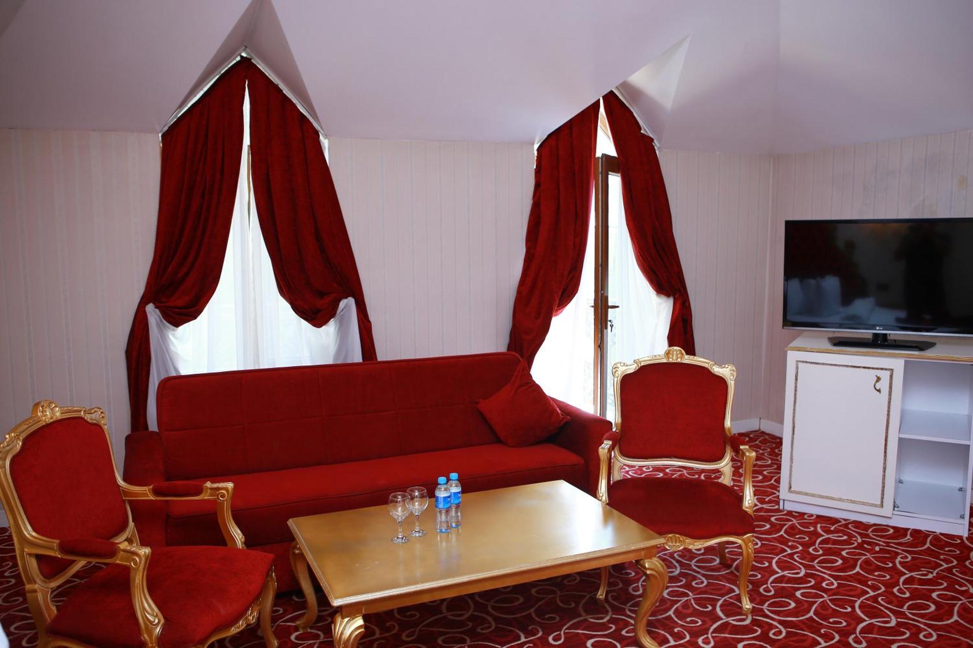 Deluxe Hotel Ganja Luaran gambar